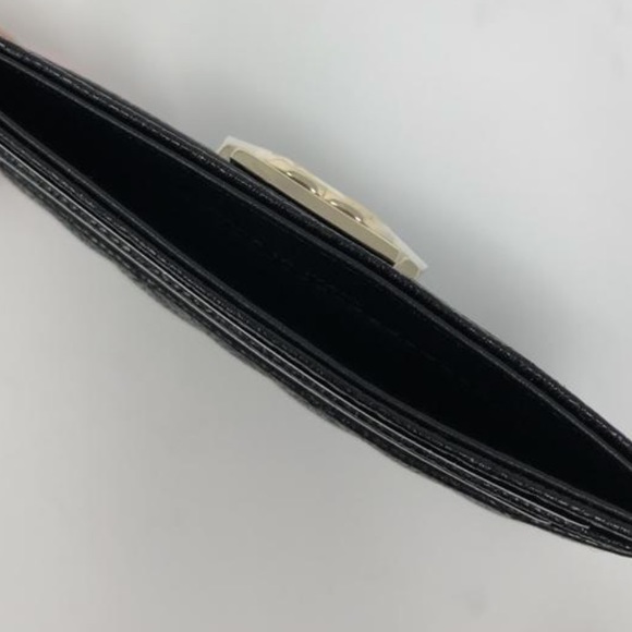 Authentic Chanel card wallet - Picture 9 of 9